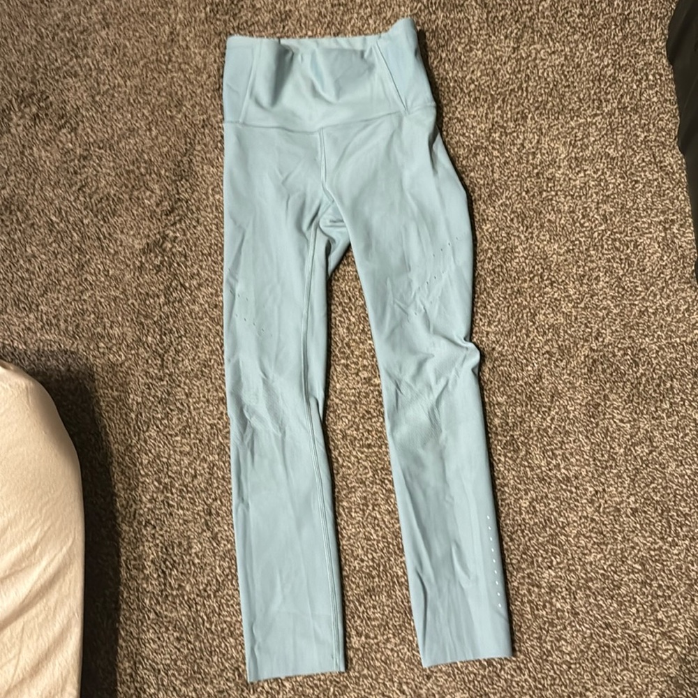 Lulu lemon leggings light blue cropped